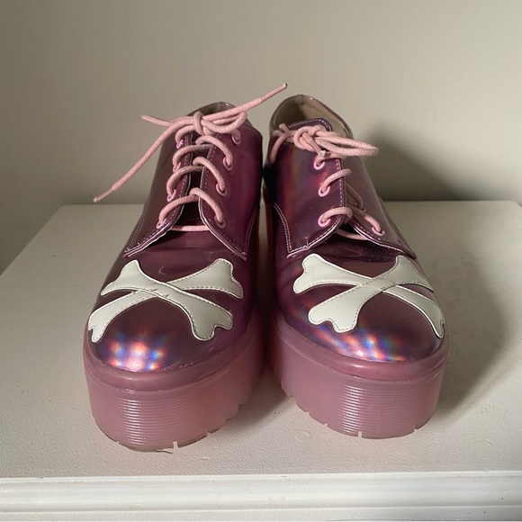 Iron Fist Iridescent Holographic Pink Platform Shoes - Picture 5 of 11